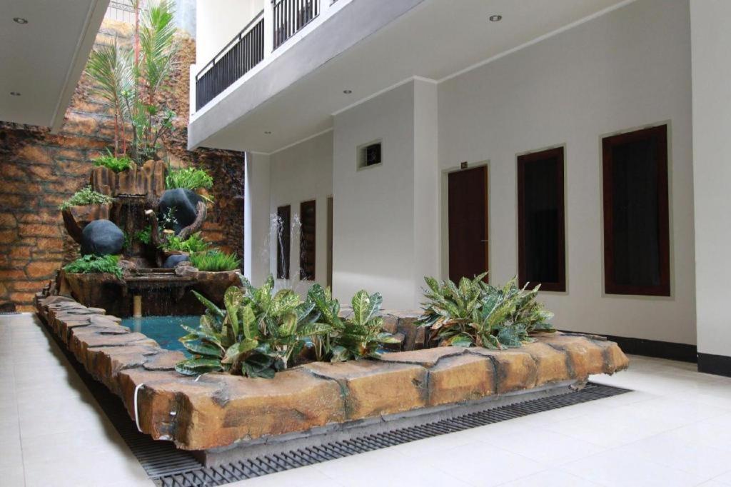 Maktal Hotel Mataram Esterno foto