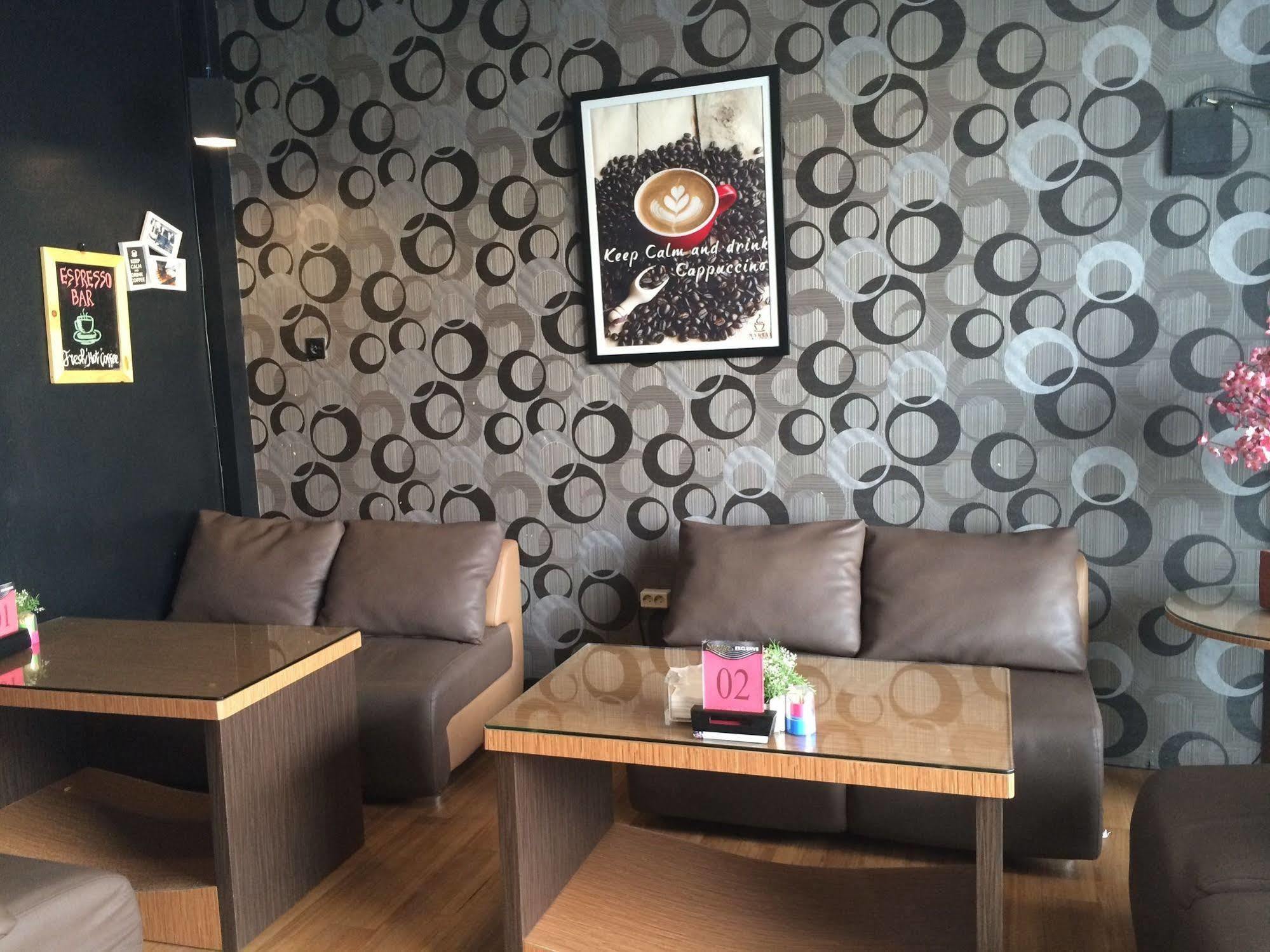Maktal Hotel Mataram Esterno foto