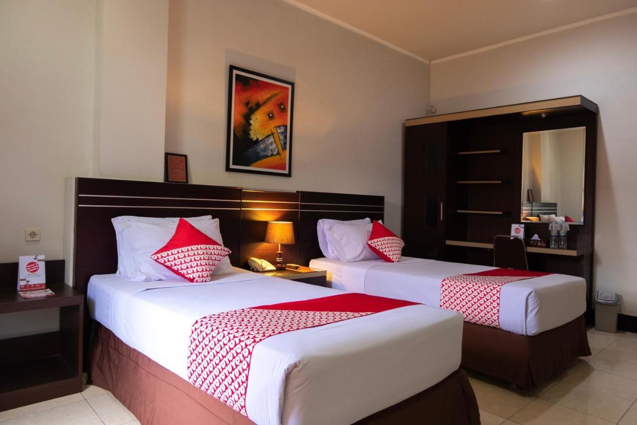 Maktal Hotel Mataram Esterno foto