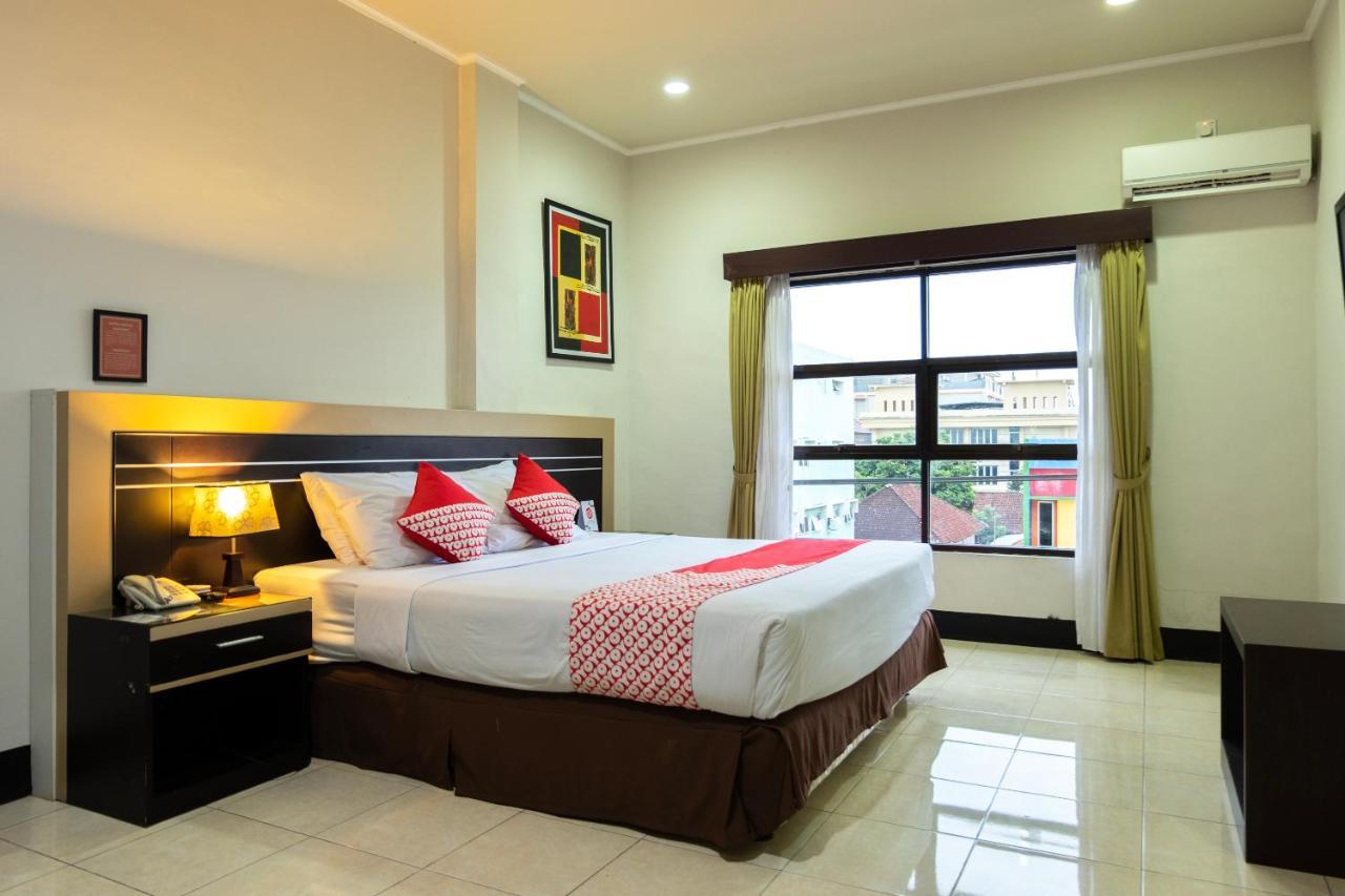 Maktal Hotel Mataram Esterno foto