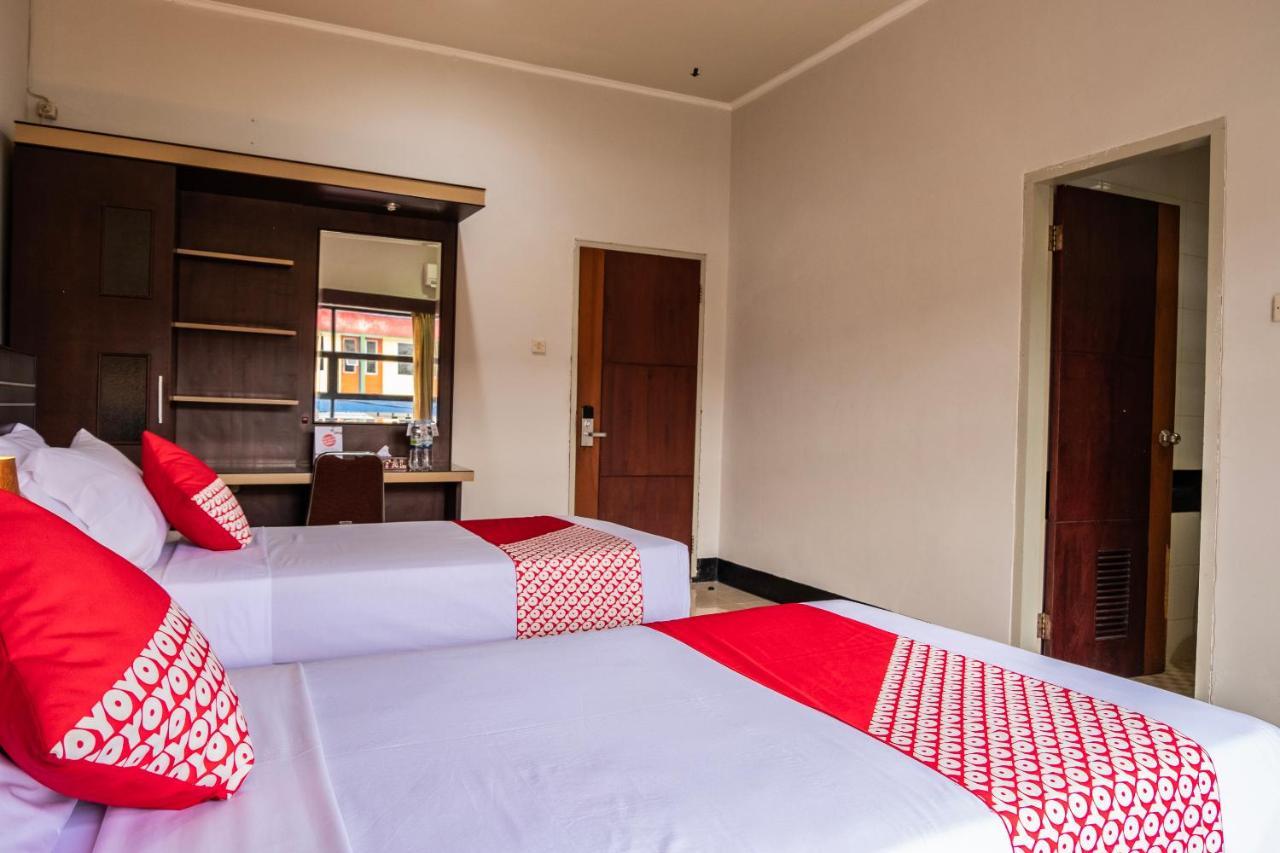 Maktal Hotel Mataram Esterno foto