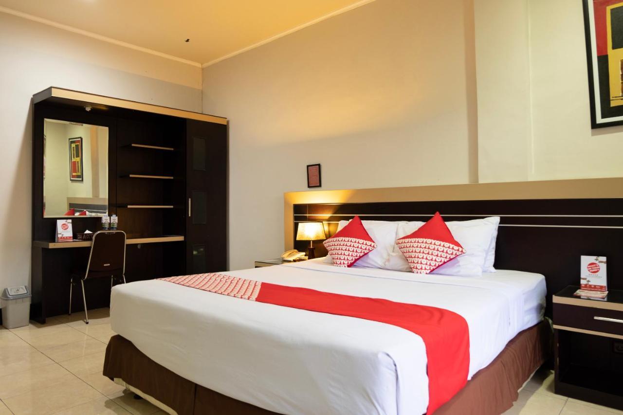 Maktal Hotel Mataram Esterno foto