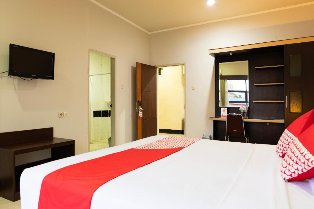 Maktal Hotel Mataram Esterno foto